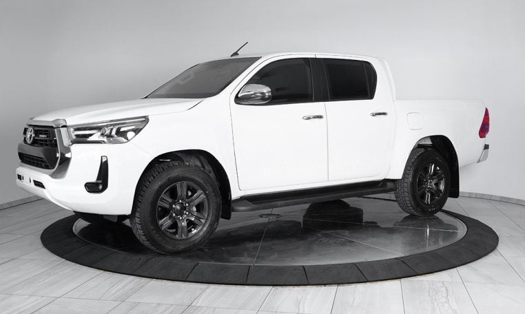 Get Go Charter Toyota Hilux 2023 (7)